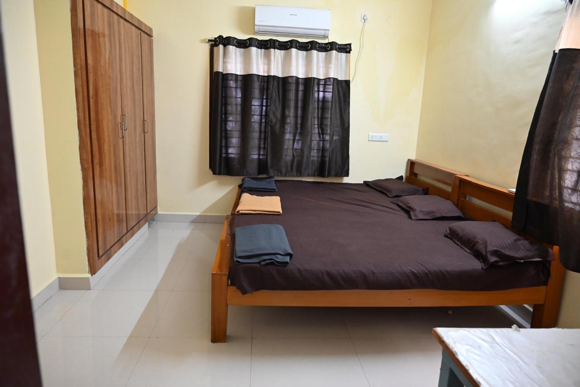 Bacpac Monkey Coliving Homestay *